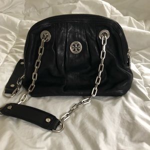 ⚡️Tory Burch⚡️ black cross body!